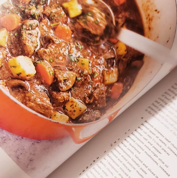 AMERICA'S TEST KITCHEN PALEO PERFECTED 150 KITCHEN-TESTED RECIPES - Picture 3 of 4